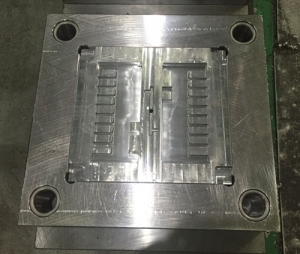 直流端子塑胶模具z1010端子排塑料模具